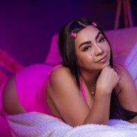Silver_Lovee - Live now on Stripchat