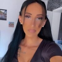 Emilia_Mausi - Live now on Stripchat