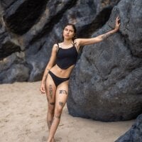 Beatriz_Santox1 - Live now on Stripchat