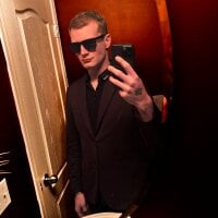 lustylyndon - Live now on Stripchat