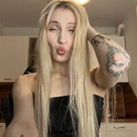 ellliefrost - Live now on Stripchat
