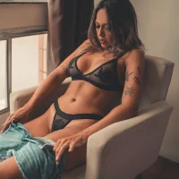 Gipoltergeist - Live now on Stripchat