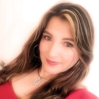 Jolie-Mature - Live now on Stripchat