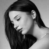 YourLittleDevil - Live now on Stripchat