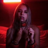 violeta_marinn - Live now on Stripchat