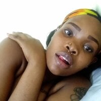 Africanqueen24 - Live now on Stripchat