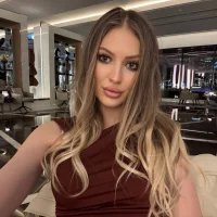caressyourself - Live now on Stripchat