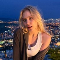 MiaBanger - Live now on Stripchat