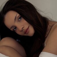 Bellacle - Live now on Stripchat