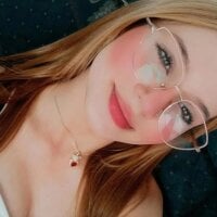 valentina_ml18 - Live now on Stripchat