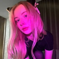 Nana_Wilson - Live now on Stripchat