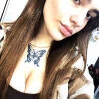 Kriss_beauty - Live now on Stripchat