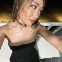 minamoons - Live now on Stripchat
