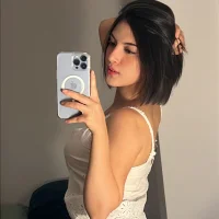 SeleneHale - Live now on Stripchat
