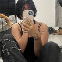 ravenn_20 - Live now on Stripchat