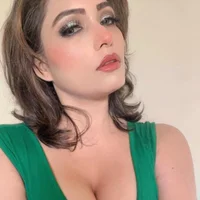zoyarathore - Live now on Stripchat