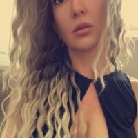 Dutchamber38 - Live now on Stripchat