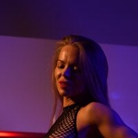 NikAndKate - Live now on Stripchat