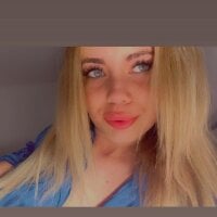 Selena_Banks - Live now on Stripchat