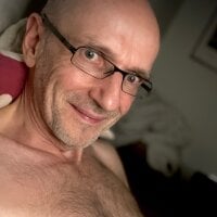 Bula94193 - Live now on Stripchat