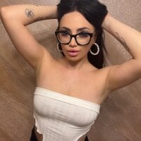 LisaRaee - Live now on Stripchat