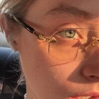 SunnyShiney - Live now on Stripchat