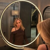 SophieBelll - Live now on Stripchat