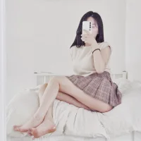 gumi_0418 - Live now on Stripchat