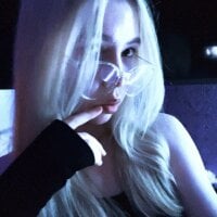 Jerrieberry - Live now on Stripchat