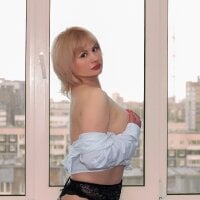 Lola_Richie - Live now on Stripchat