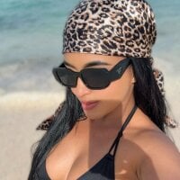 ximena_case - Live now on Stripchat