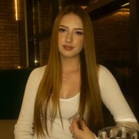 HollyCroker - Live now on Stripchat