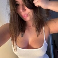 KimArts - Live now on Stripchat