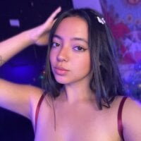 laraa_rous - Live now on Stripchat