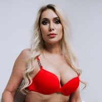 IsadoraDunkan - Live now on Stripchat