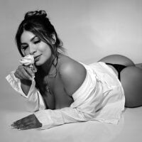 ValeriaGarcia - Live now on Stripchat