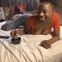 littyleesh1 - Live now on Stripchat