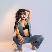 MiiaaMoonroee - Live now on Stripchat