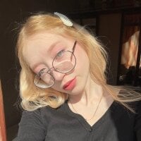 BreFree - Live now on Stripchat