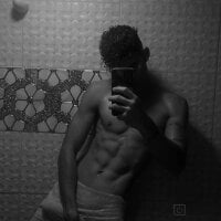 KamiSuarez - Live now on Stripchat