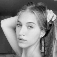 LeilaBilberry - Live now on Stripchat