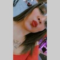 Sarah917 - Live now on Stripchat