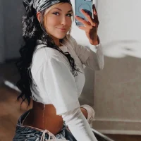 ImpressYouDaily - Live now on Stripchat