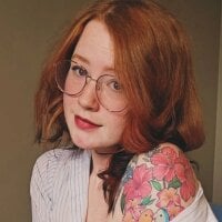 Strawberryfoxx - Live now on Stripchat