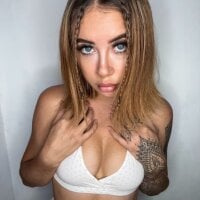 asraifae - Live now on Stripchat