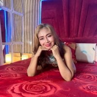 HelenaM - Live now on Stripchat