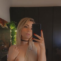 Lisaonthemoon - Live now on Stripchat
