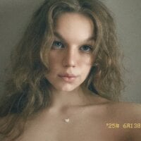 EdlinAlliston - Live now on Stripchat
