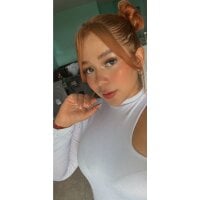 mia_18v - Live now on Stripchat