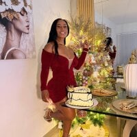 TinnaCobb - Live now on Stripchat